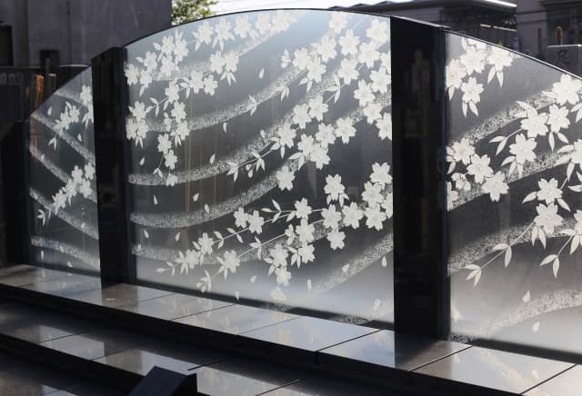 「自分で散骨」はできる?ルール・方法・費用まで完全ガイド!