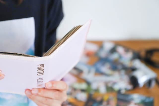 遺品整理で絶対に捨ててはいけないもの5選:管理方法も解説